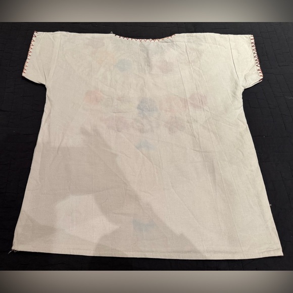 NEW HAND-EMBROIDERED IN MEXICO. Colorful Floral Embroidered White Cotton Top - Picture 6 of 6